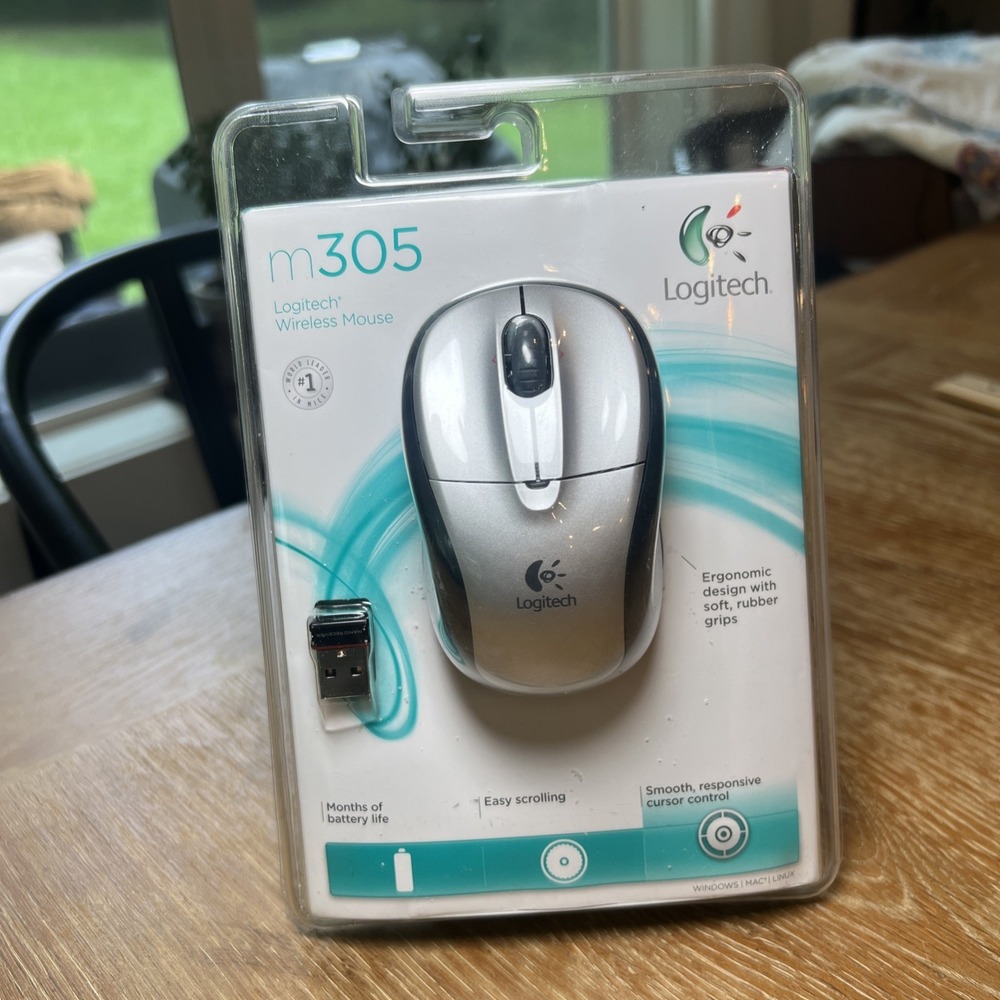 Logitech Wireless Optical Mouse M305 - Silver/Black - New Old Stock
